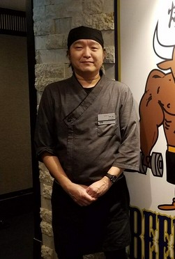 當麻輝夫 氏