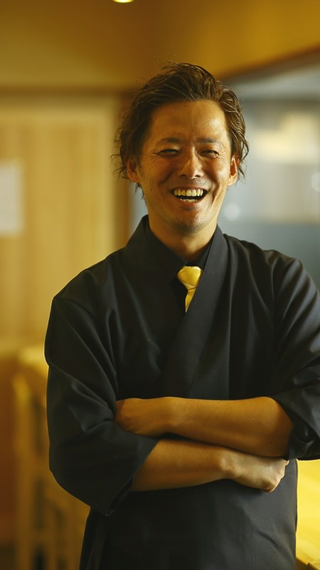 菖蒲谷　拓樹 氏