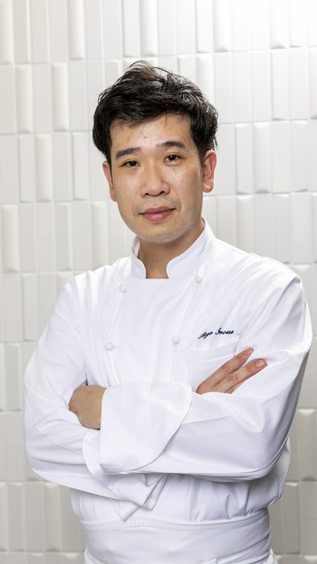 井上　亮 氏