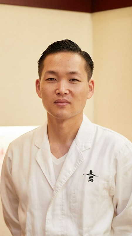 本間　龍史 氏