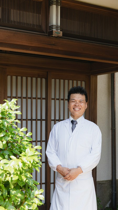 松岡孝佳 氏