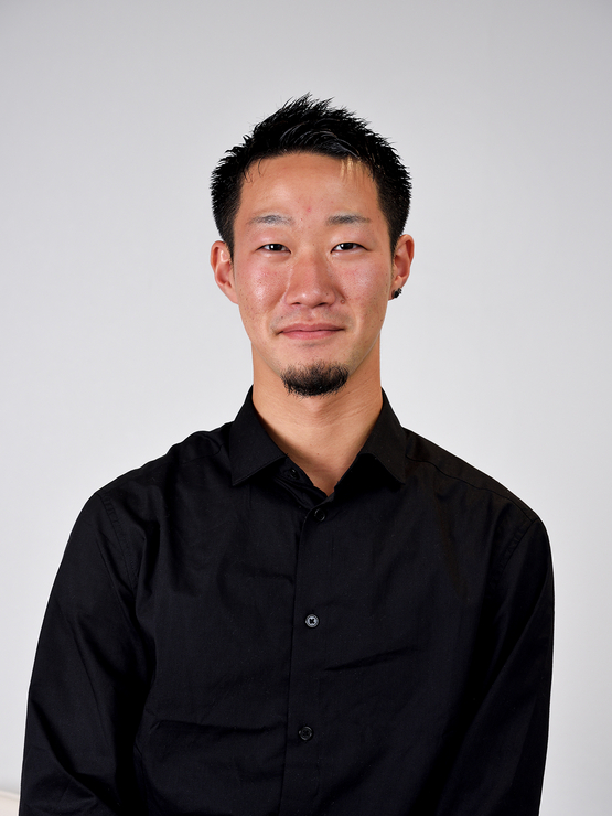 永川　裕麻　 氏