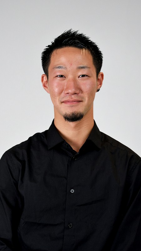 永川　裕麻　 氏