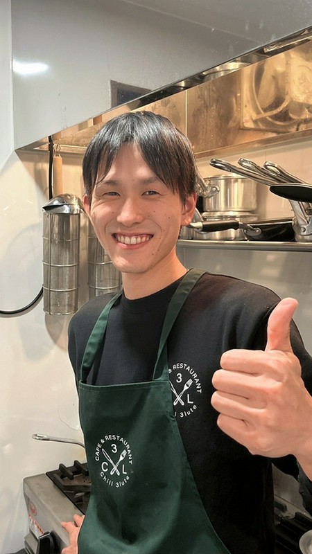引間　啓太 氏