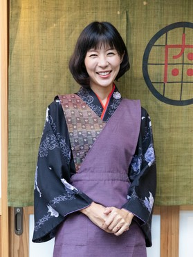 村本　静 氏