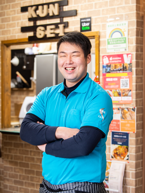 菅野　謙 氏