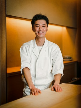 河村　鉄兵			 氏