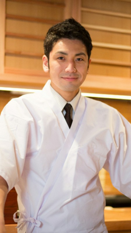 関　斉寛 氏