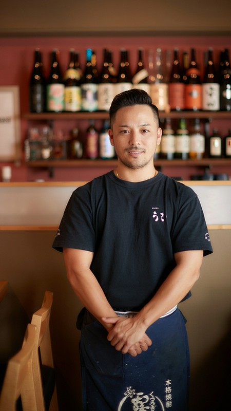 瑞慶覧　長太 氏