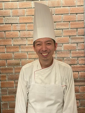 本間　利章 氏