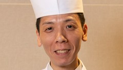西村　忠将 氏