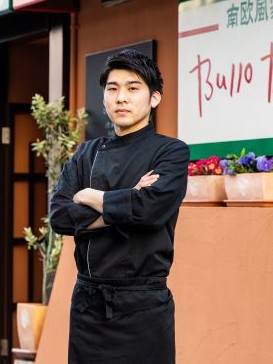 早間　雄亮 氏