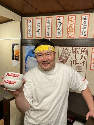 七崎　崇文 氏