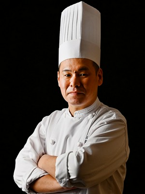 増井　久 氏