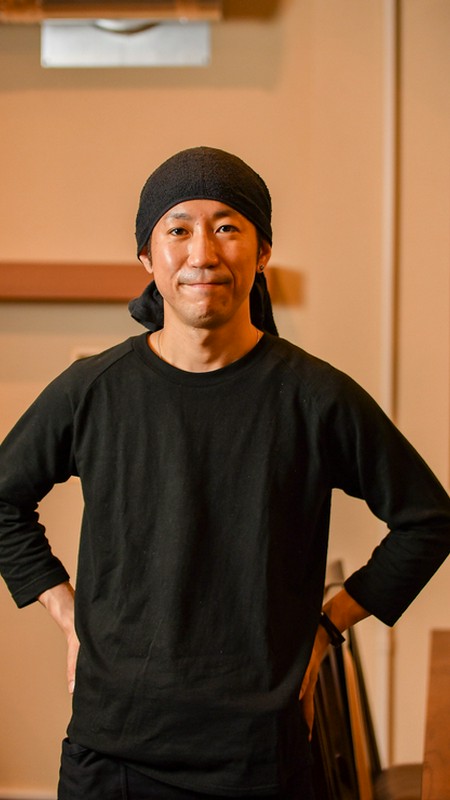 小綿　直樹 氏