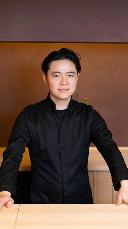 室井　大輔 氏