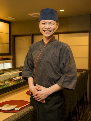 大内　佑 氏