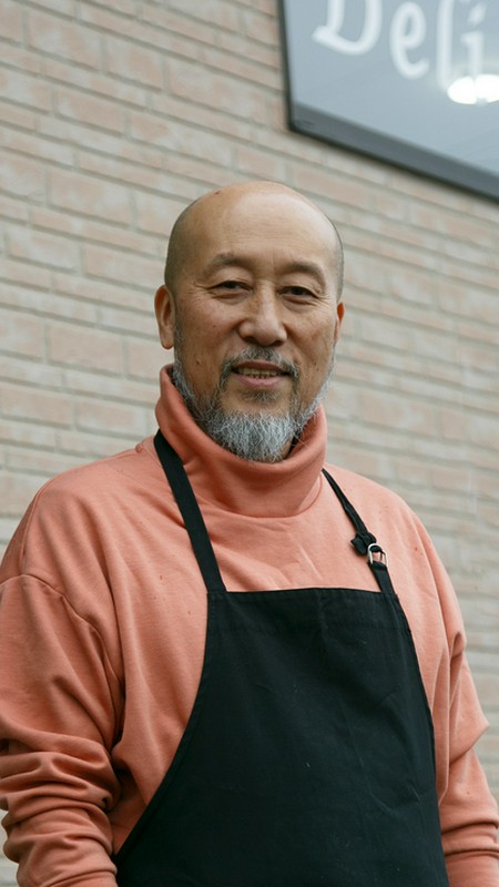 村岡　博明 氏