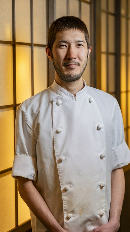  秋山　悠 氏