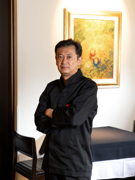 石崎　幸雄 氏
