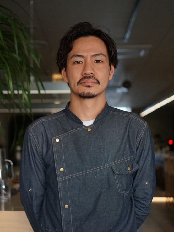 久保　航 氏