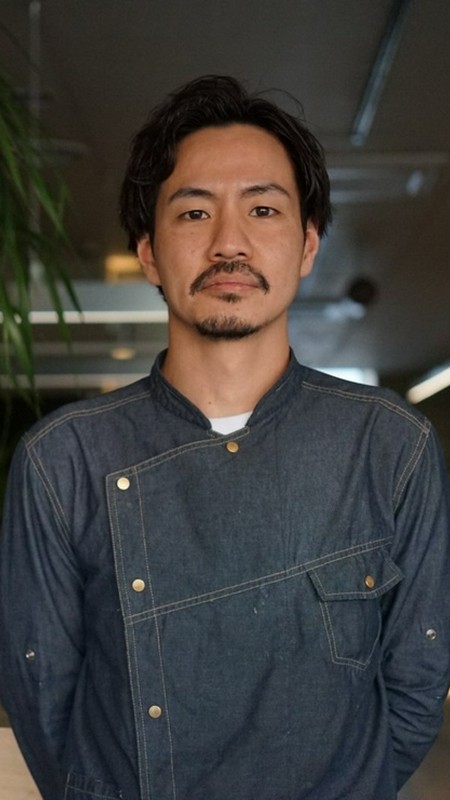 久保　航 氏