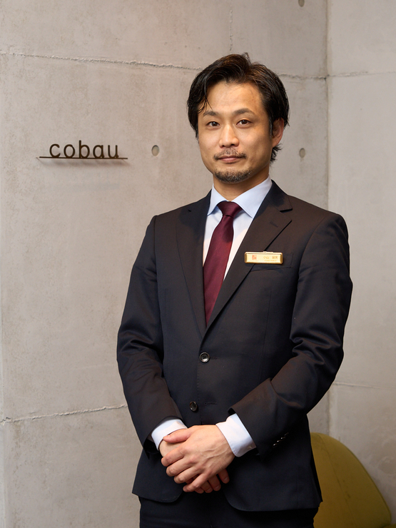 小山　展男 氏