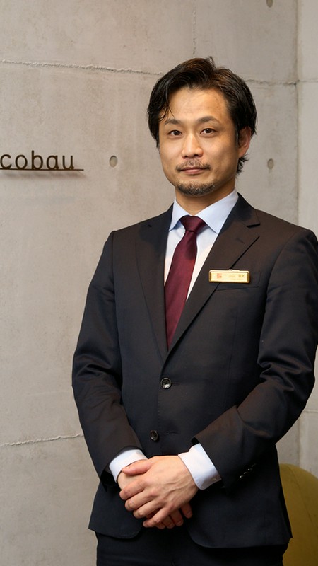 小山　展男 氏