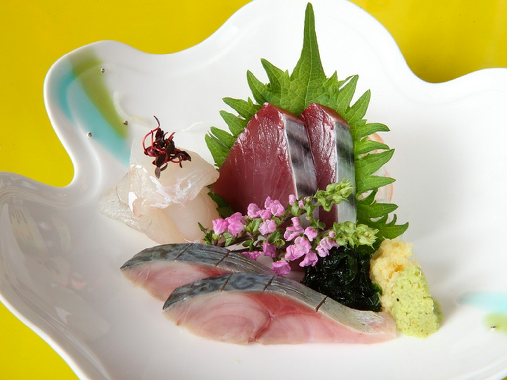 魚と串と酒と人しゅんまん