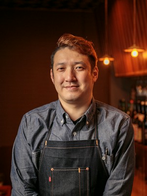 中尾　隼 氏