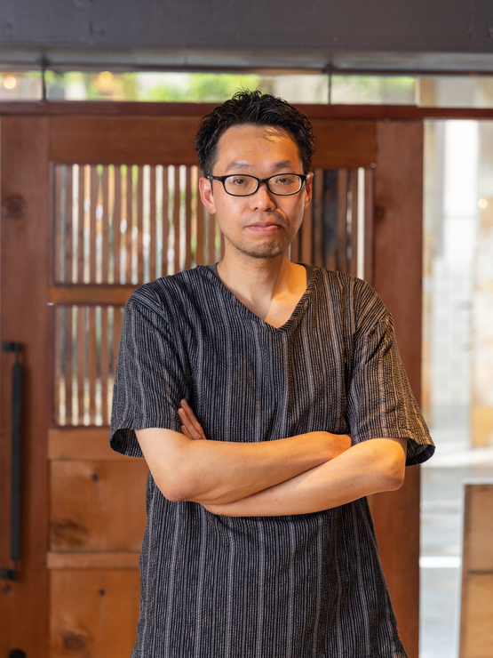 古野　義博 氏