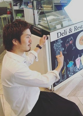 津久井　将弘 氏