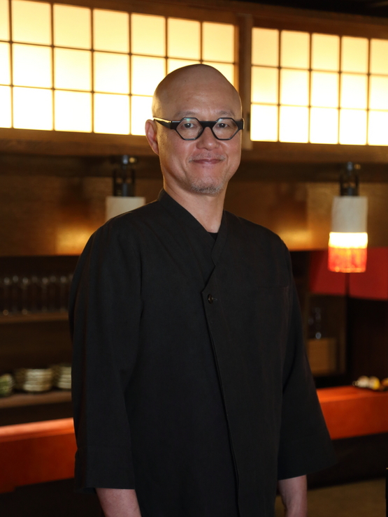 芦田　テツオ 氏