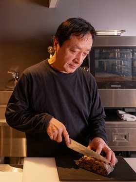 テリー　ハマダ 氏