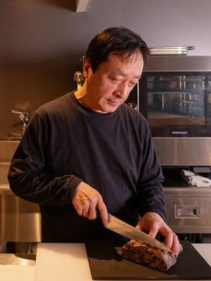 テリー　ハマダ 氏