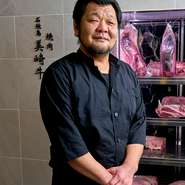阿次富　洋貴 氏