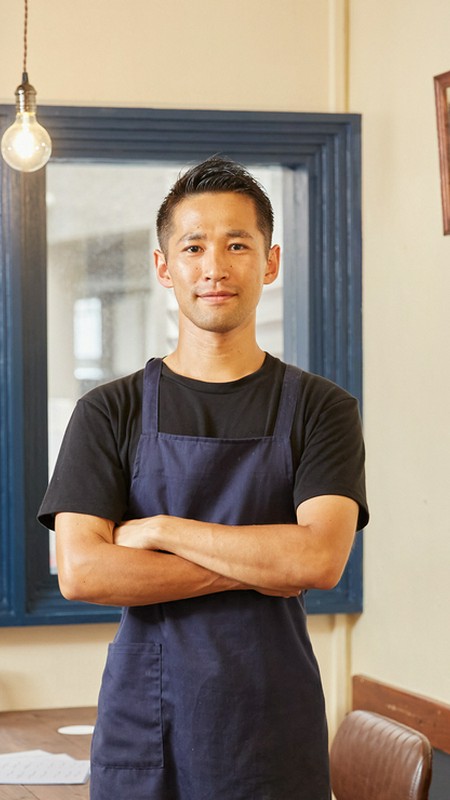 甲斐　悠介 氏
