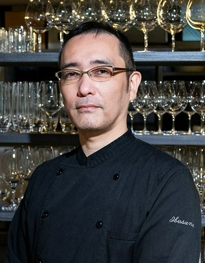 岡崎　安統 氏