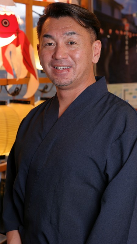 西本　淳 氏