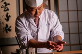 植木　茂行 氏