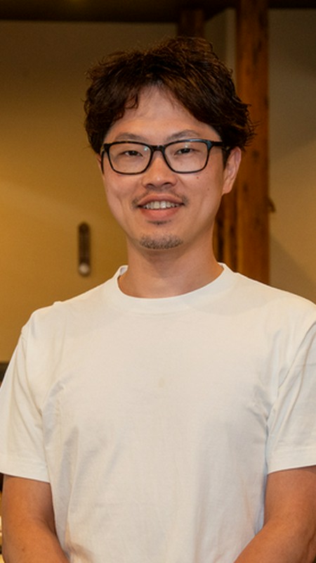 笹岡　明弘 氏