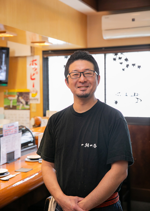 古賀　巧崇 氏
