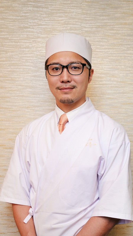 寺本　正成 氏