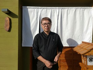 玉城　充 氏