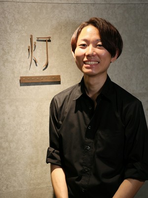 中條　智也 氏