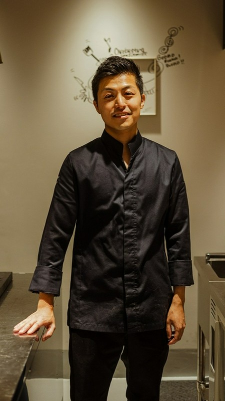 小川　慎二 氏