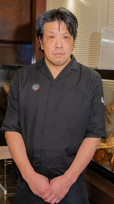郡司　孝徳 氏