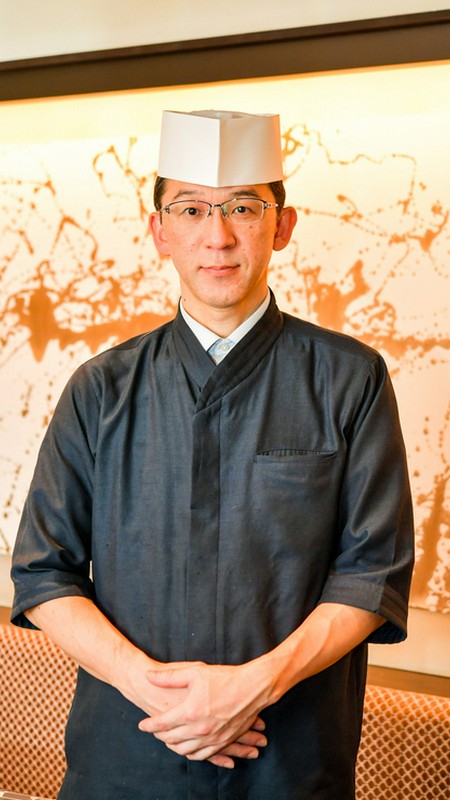 加藤　晴久 氏