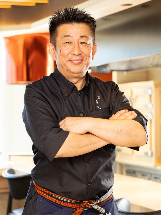 青木　祐一 氏