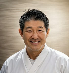 すし凡 氏